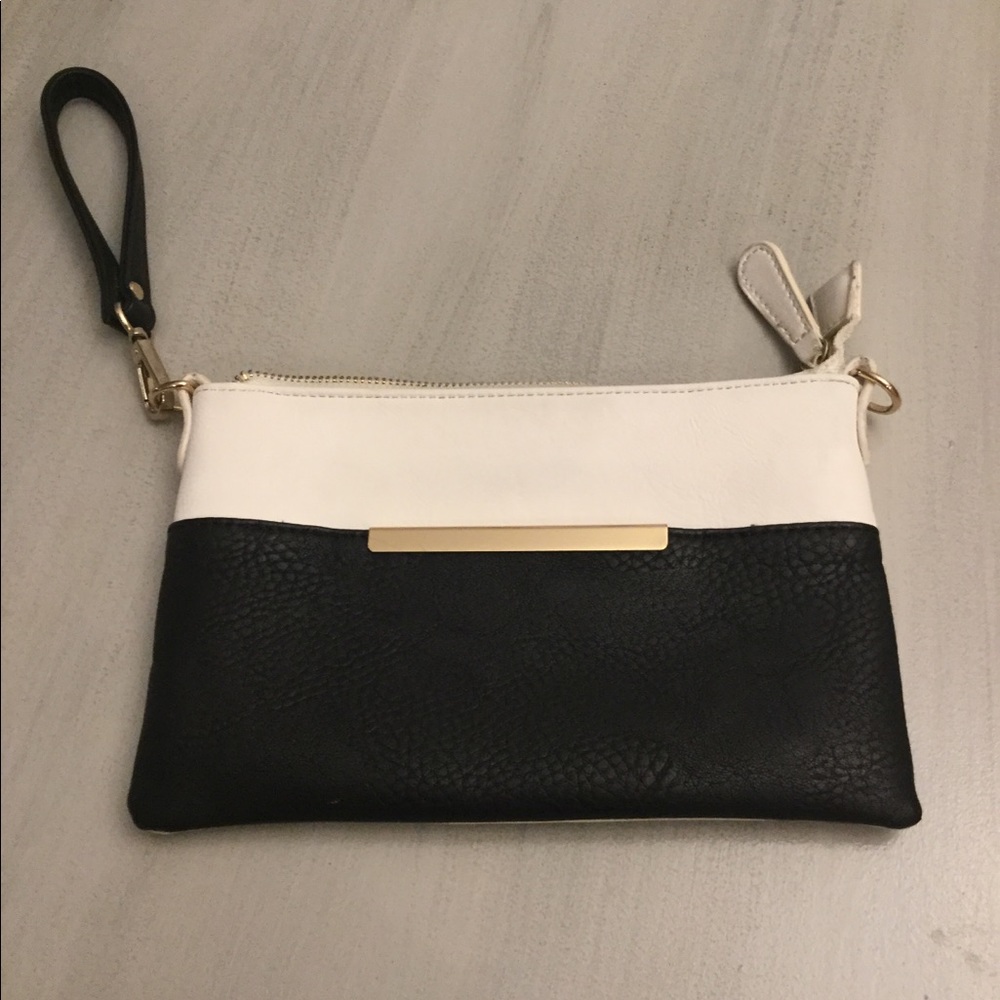A charming Charlie clutch